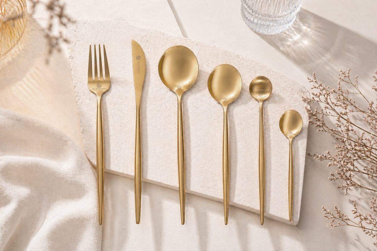 Set de Cubiertos Dorados ELEHOMEDESIGN